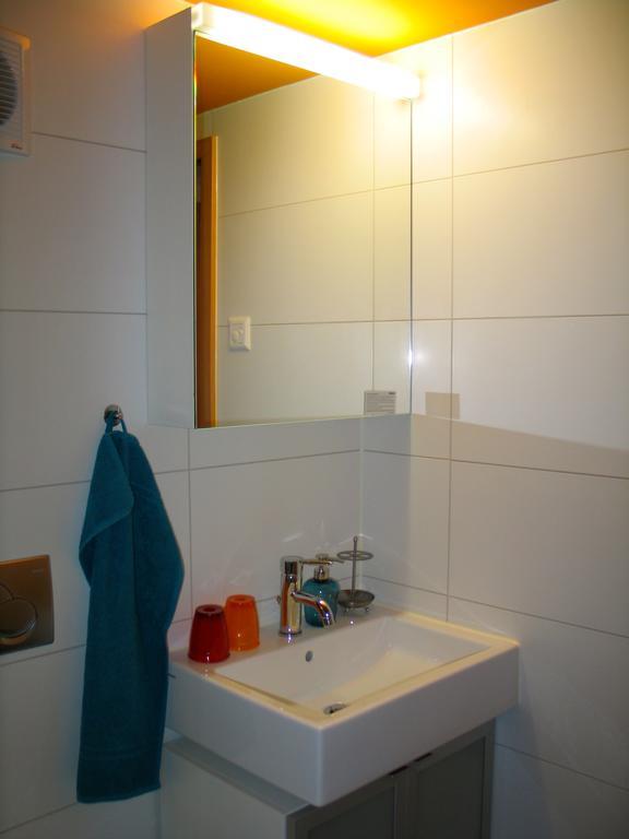 Apartmán Artist'S Loft Zur Maloya Ormalingen Pokoj fotografie